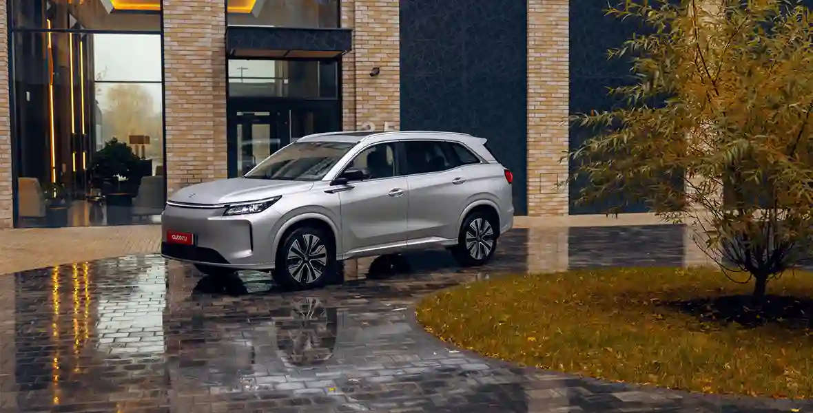 Новость EVOLUTE (Больше чем рестайлинг: первый тест обновлённого российского гибрида EVOLUTE i‑SPACE)